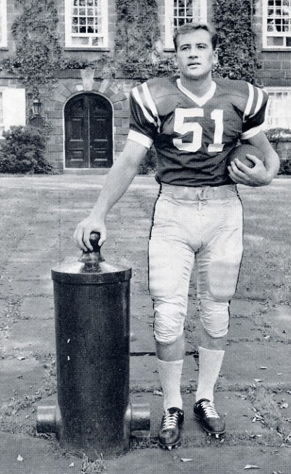 Gerald ford played football at michigan